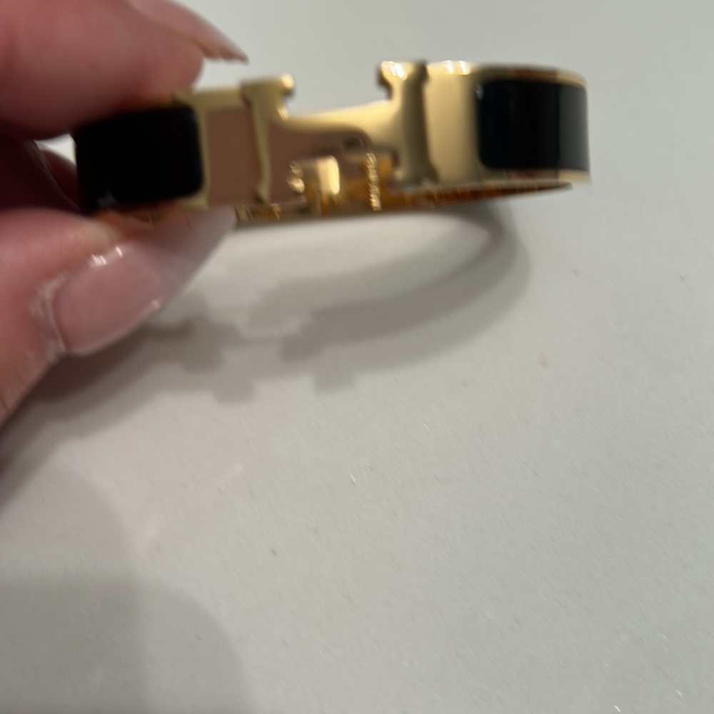 Black bracelet - Picture 3 of 4